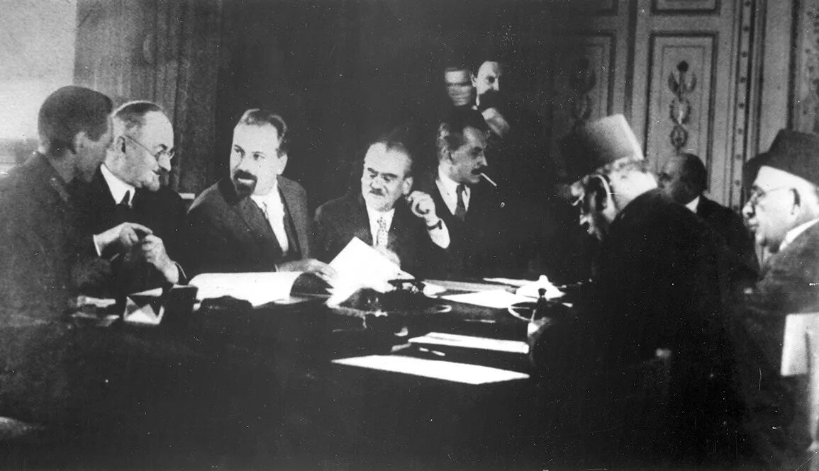 Договор между ссср и афганистаном. Советско-турецкий договор 1921. Советско-персидский договор 1921 года. Договор с Ираном 1921. Конференция в Монтре 1936.