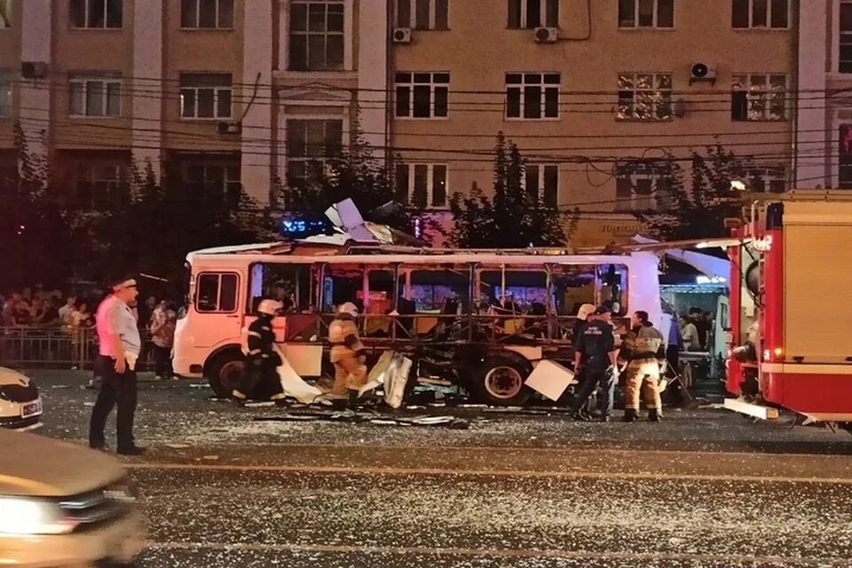 Взрыв автобуса в Воронеже 12 августа 2021 года. Взрыв автобуса в Волгограде 2013. Что за взрывы воронеже сейчас слышны