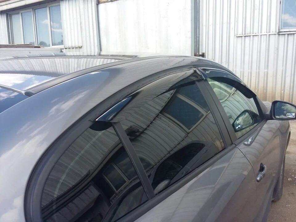 Дефлектор рено флюенс. Cobra tuning r15316. cobra tuning r15115. cobra tuning r11510. r11510 cobra tuning дефлектора окон renault fluence sd 2010 деф.окон &quot;ct&quot;.
