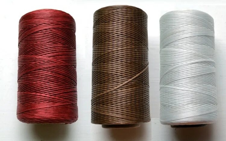 Плетеные нитки. Плетеная нить. Плетение нитками. Нитка плетенка. Ротанговая нить для плетения.