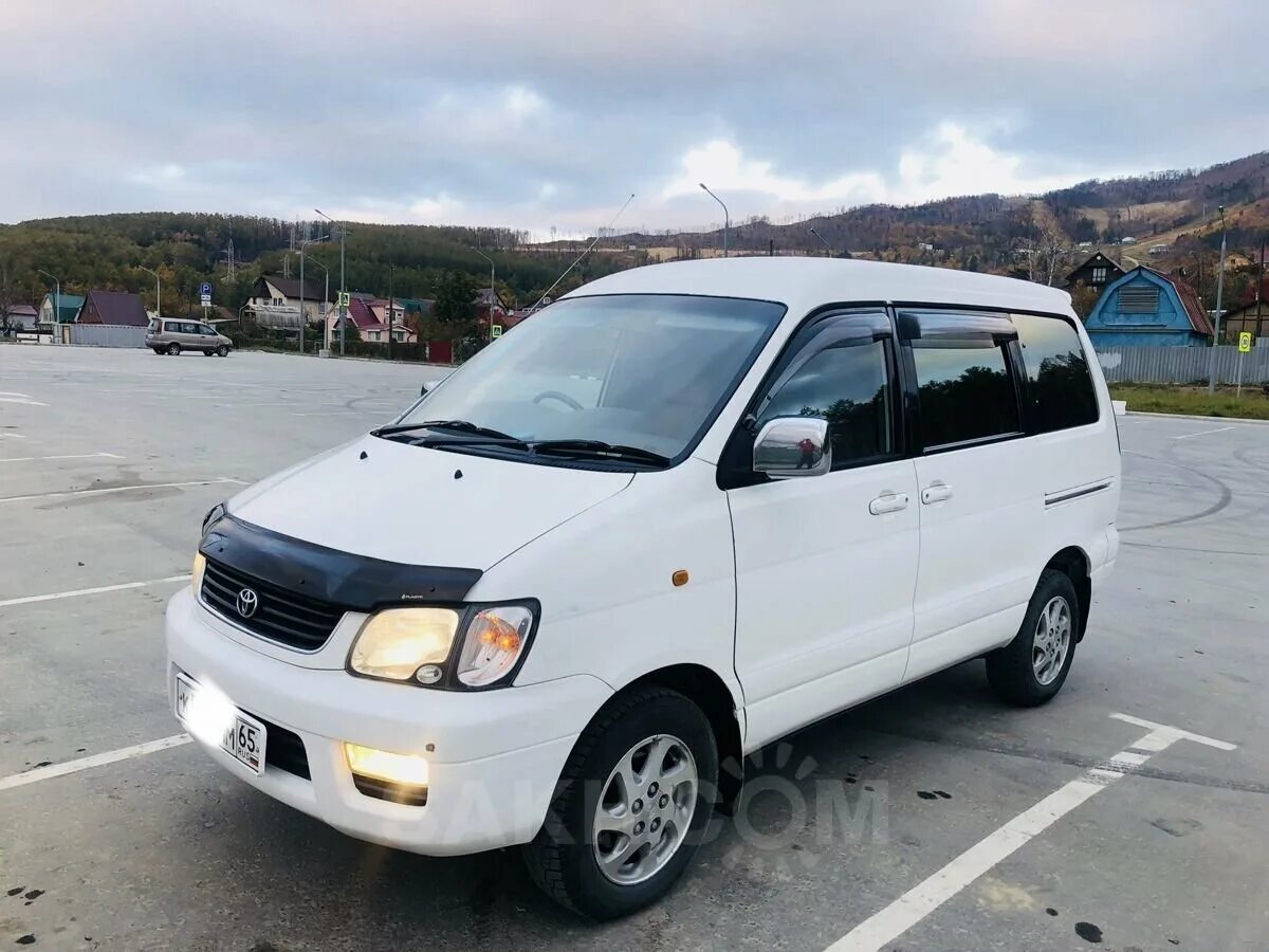 Таун айс 2001. Toyota Noah 2001. Тойота Таун Ноах. Toyota Town Ace 2001. Toyota Town Ace Noah.