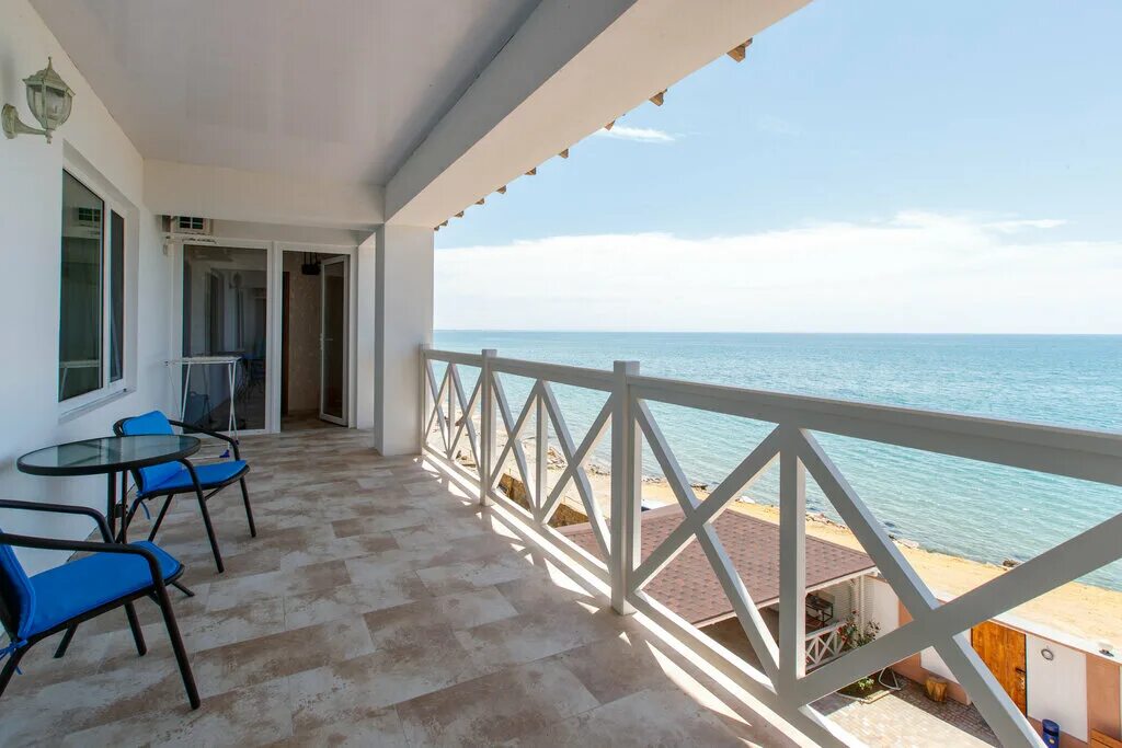 заозерное евпатория рай у моря. частный отдых евпатория. евпатория дома отдыха на берегу моря с детьми. евпатория ассоль гостевой. евпатория заозерное молодежная 33.