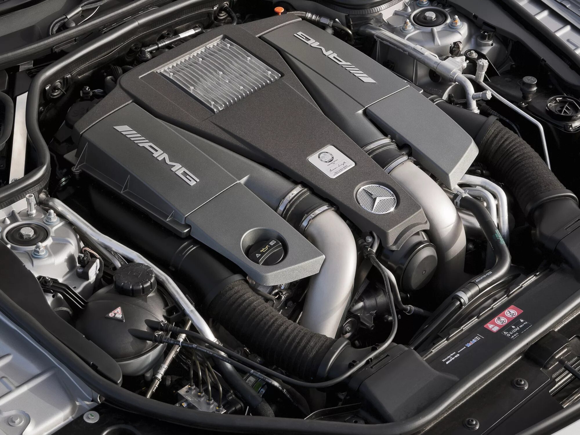3 двигатель. 3 v8 мотор. 5. Мотор m156 amg. 3 amg.
