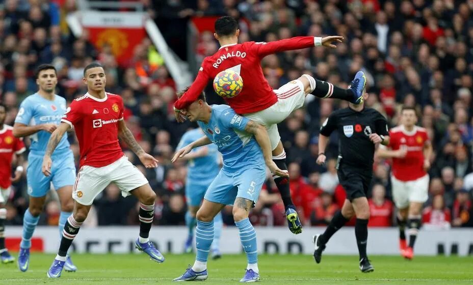 Сити юнайтед вк. Дерби Манчестер Юнайтед Манчестер Сити. Manchester United vs Manchester City. Ман Сити ман Юнайтед Роналду.