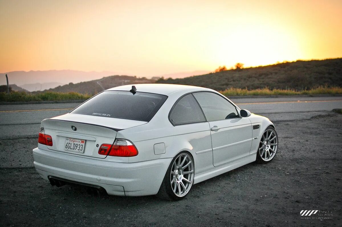 Авито е46. БМВ 3 е46 купе. BMW m3 e46 sedan. BMW e46 sedan m. BMW m3 e46 White.