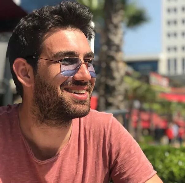 Serkan rutkay ayiköz. Serkan rutkay ayiköz. Серкан руткай аукоз. Serkan rutkay ayiköz биография. Серкан руткай аукоз актер биография.