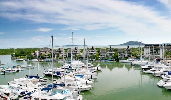 Порт пхукет. Бухта чалонг пхукет. Порт пхукет. Порт пхукет. Пирс чалонг.