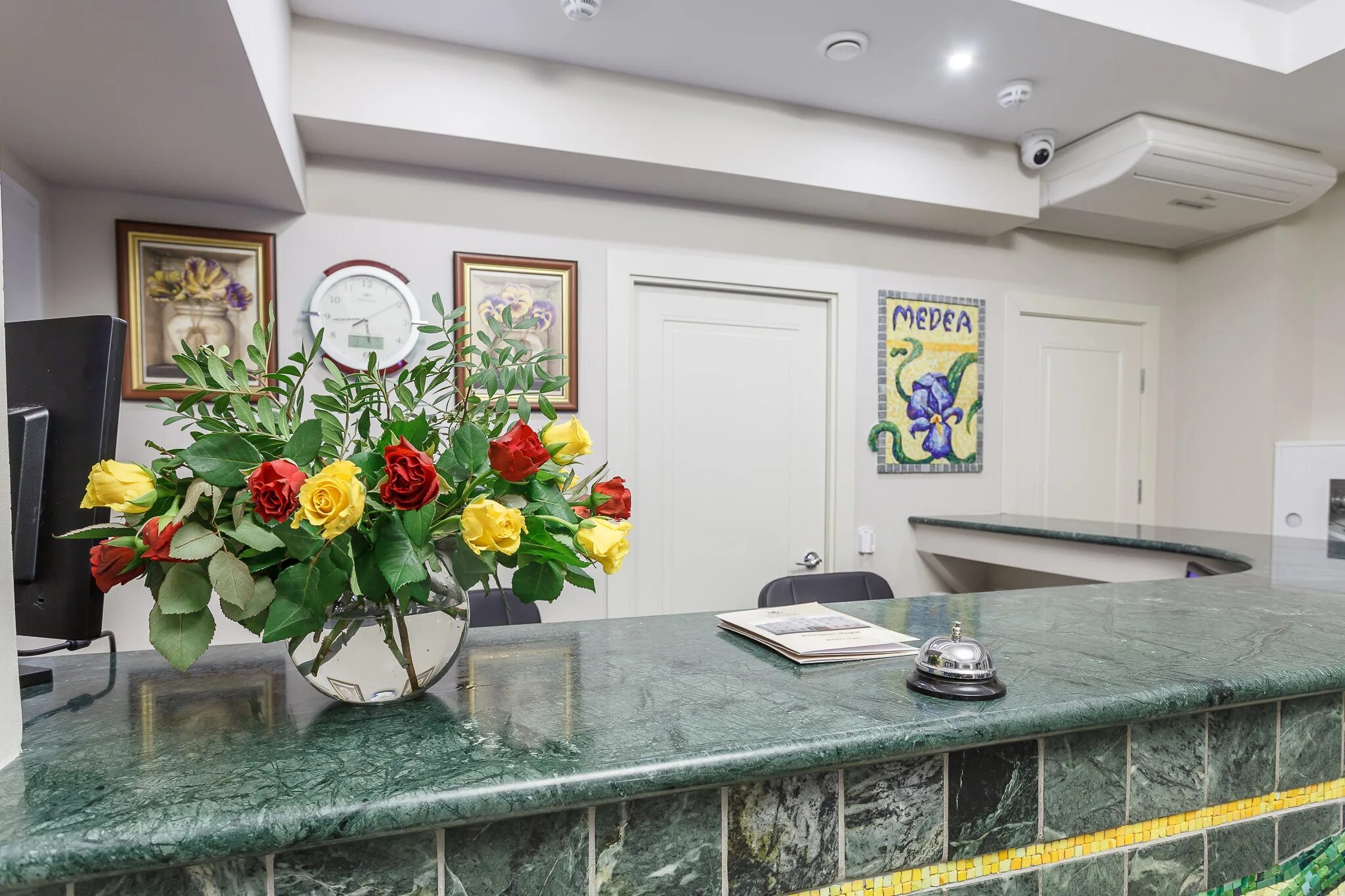 Медея новокузнецкая гостиница москва. Медея 7. Искусство древней греции. Медея 7. Медея лобжанидзе кисловодск.