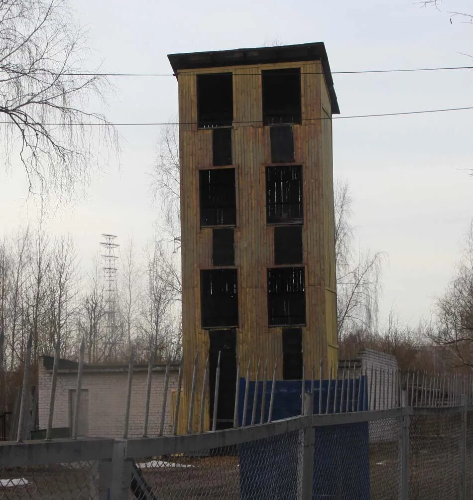 Учебная башня. Мчс тренировочные башни. Учебная башня. Учебная башня. Учебная башня.