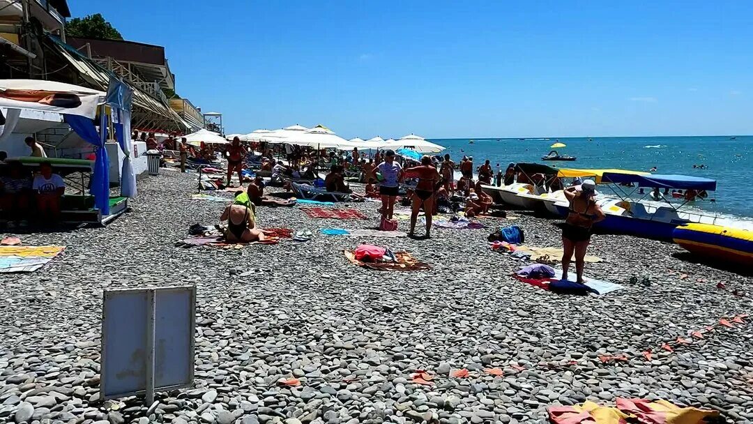 Пляж санатория лазаревское 2022. Лазаревское июнь. Лазаревское катастрофы. Пляж марсель лазаревское. Пляжи лазаревское 2020.