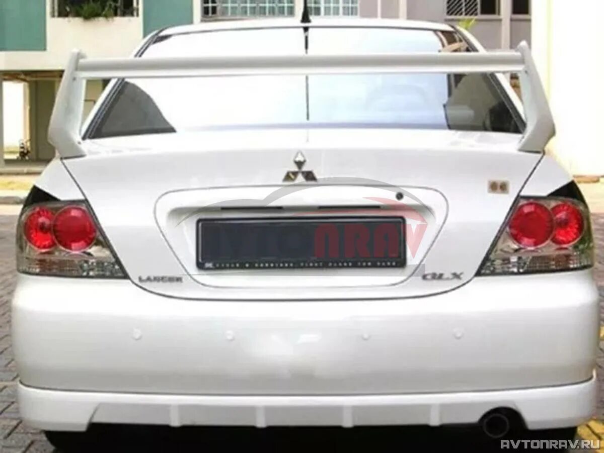 Задний бампер лансер 9. Mitsubishi lancer 9 спойлер. mitsubishi lancer 9 со спойлером evo. спойлер на митсубиси лансер 9. спойлер заднего бампера митсубиси лансер 9.