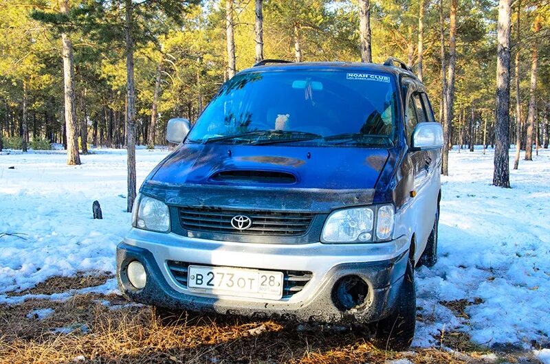 Тойота таун айс новосибирск. Тойота Таун айс 2016. Toyota Town Ace 2016. Toyota Town Ace Noah 1998 салон. Тойота Таун айс Ноах серебристо голубая.