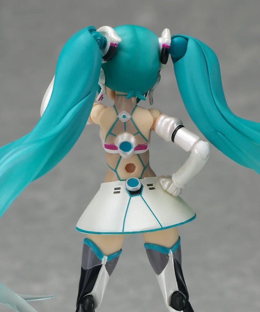 Фигма примеры работ. Figma ex-016. datavizer figma. figma raising miku 2012. гуми фигма.