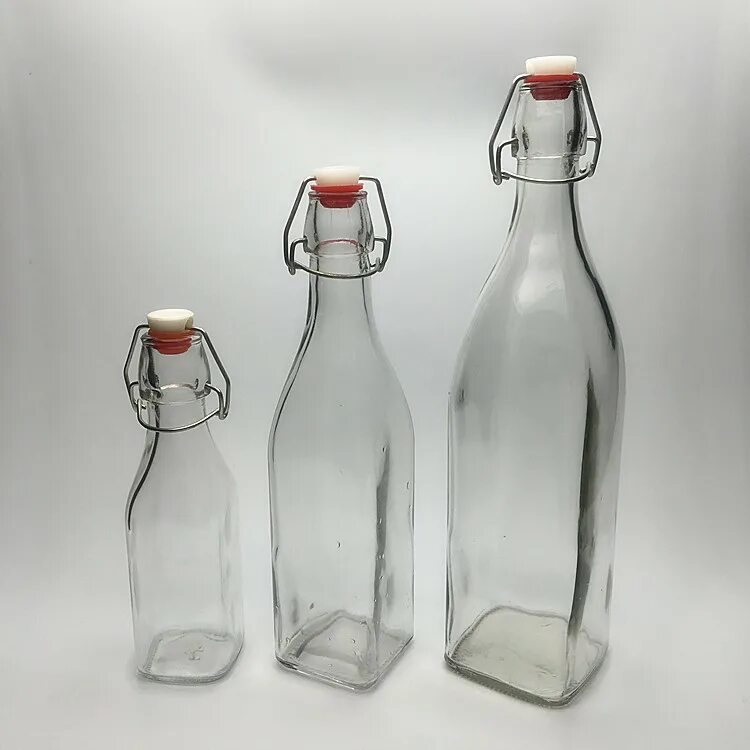 Лимонад бутылка литр в стекле. Плоская стеклянная бутылка. Стеклянные бутылки с алюминиевыми крышками. Стеклянная прозрачная бутылка с орнаментом. Бутылка стеклянная аптекарская 500мл.
