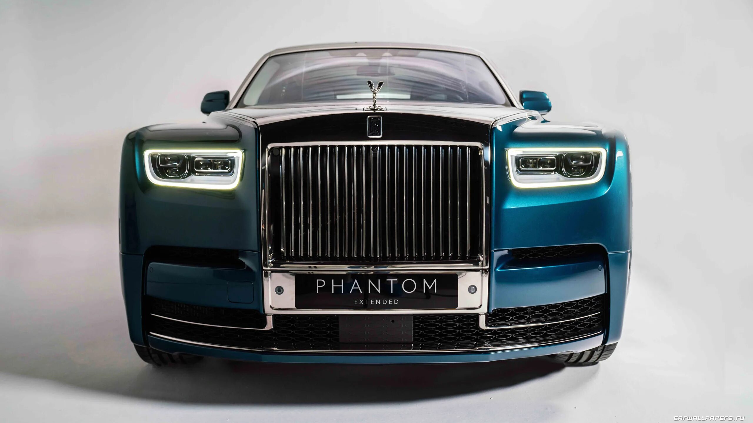 Роллс ройс 5. Rolls Royce Phantom 2021. Роллс Ройс Фантом 2020. Новый Rolls Royce Phantom 2020. Rolls Royce Phantom 2021 новый.