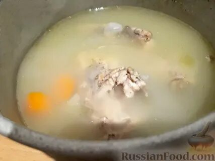 Почему куриный бульон белого цвета