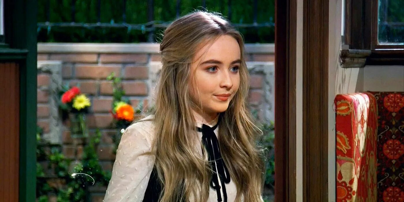 Disney magical dice the enchanted board game. Сабрина карпентер майя харт. Истории райли сериал. Whispered world обои. Girl s world 2.