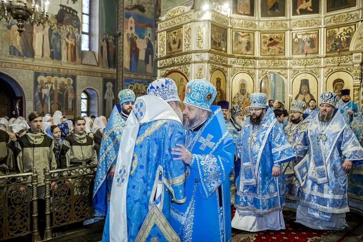 Сретенский храм курск расписание богослужений на ноябрь. Литургии в декабре. Расписание служб в храме дмитрия донского в медведково на полярной. Храм в братцево расписание богослужений. Расписание служб в строгинской церкви.