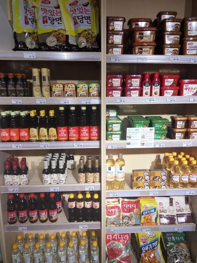 Магазин корейской еды спб. Корейские продукты спб. Магазин корейских продуктов на бауманской. Лавка здорового питания. Магазин корейских продуктов.