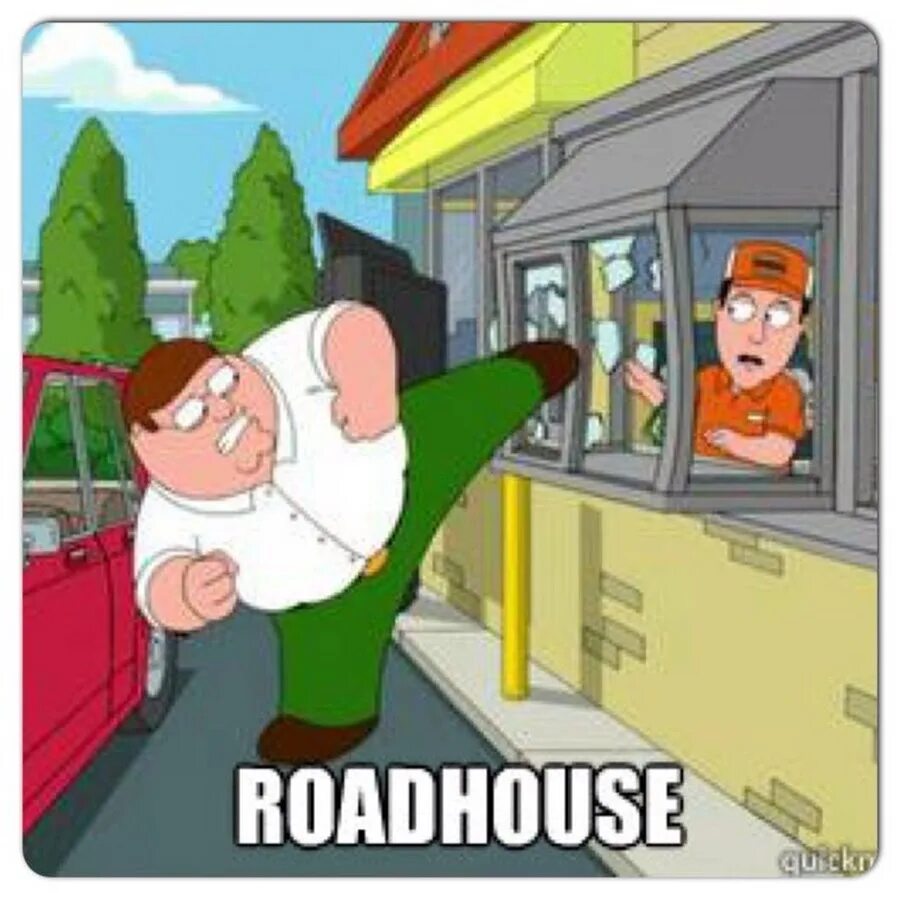 Питер гриффин roadhouse. Гриффины дом. Питер гриффин дом у дороги. Гриффины дом у дороги доктор хаус. Питер гриффин roadhouse.
