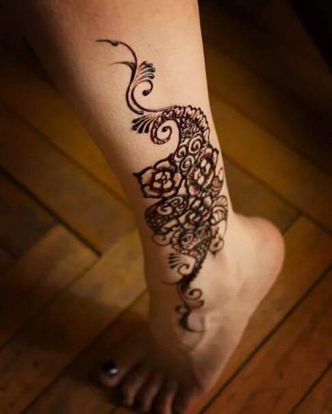 Био тату хной на теле. Мехенди. Мехенди на ноге. Узоры на руке. Тату хной спб.