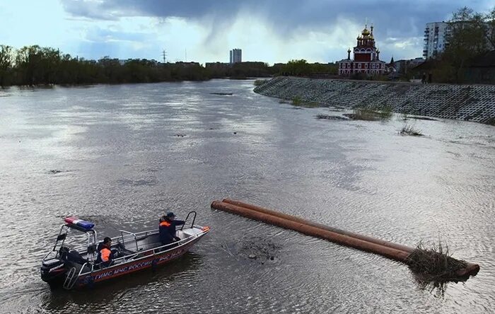 Прогноз паводка на реке тобол 2025. Паводок река тобол. наводнение в кургане 2016. паводок 2016 курган. наводнение в кургане.