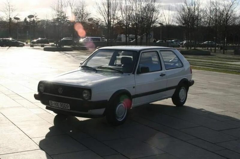 Фольксваген гольф 90 года. Golf 2 gl. Фольксваген гольф 90. Volkswagen 90. Фольксваген гольф 90-х.