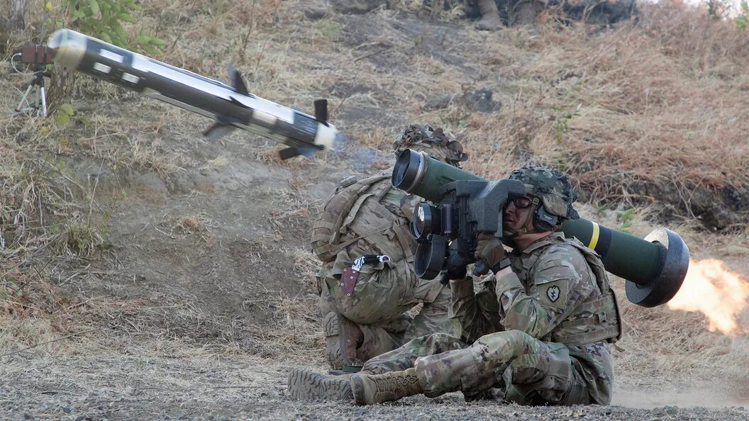 Комплексами javelin. Fgm-148 javelin птрк. fgm 148 джавелин. fgm-148 «джавелин (javelin).