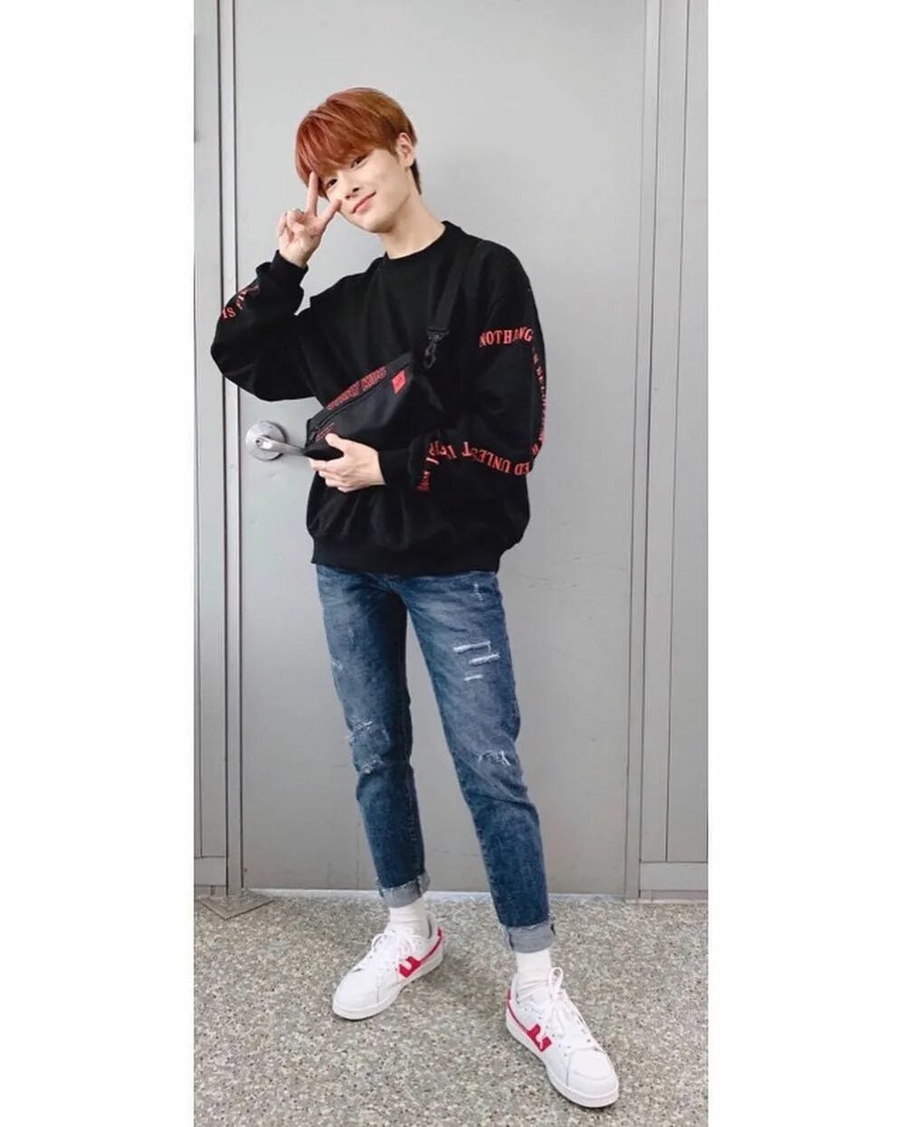 Хван хёнджин boyfriend material. Чонин stray kids 2020. Ян чон ин. Чонин stray kids. Чонин stray kids.