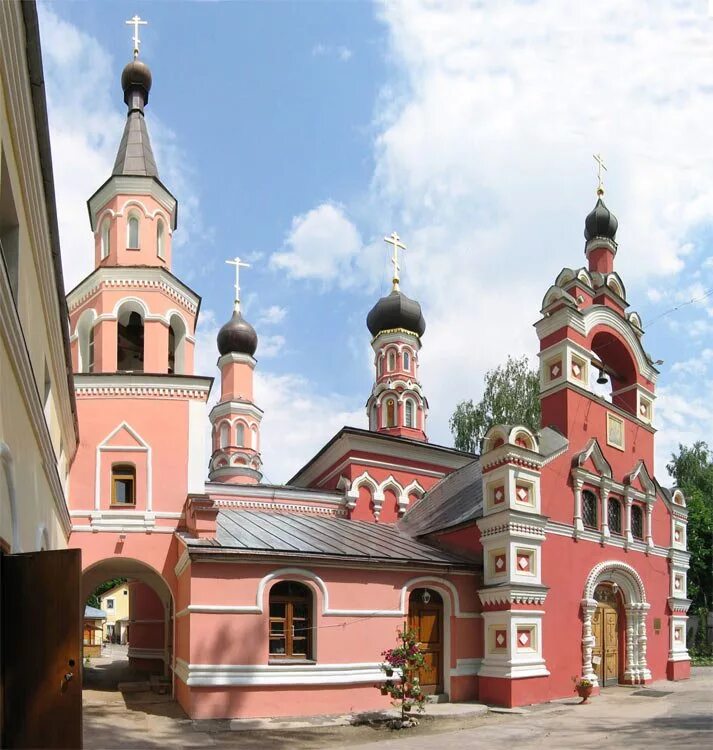 Храм Божьей матери Скоропослушницы в Москве. Церковь Скоропослушницы на Октябрьском поле. Храм иконы Божьей матери Скоропослушницы Октябрьское поле. Храм Скоропослушницы на Ходынском поле.