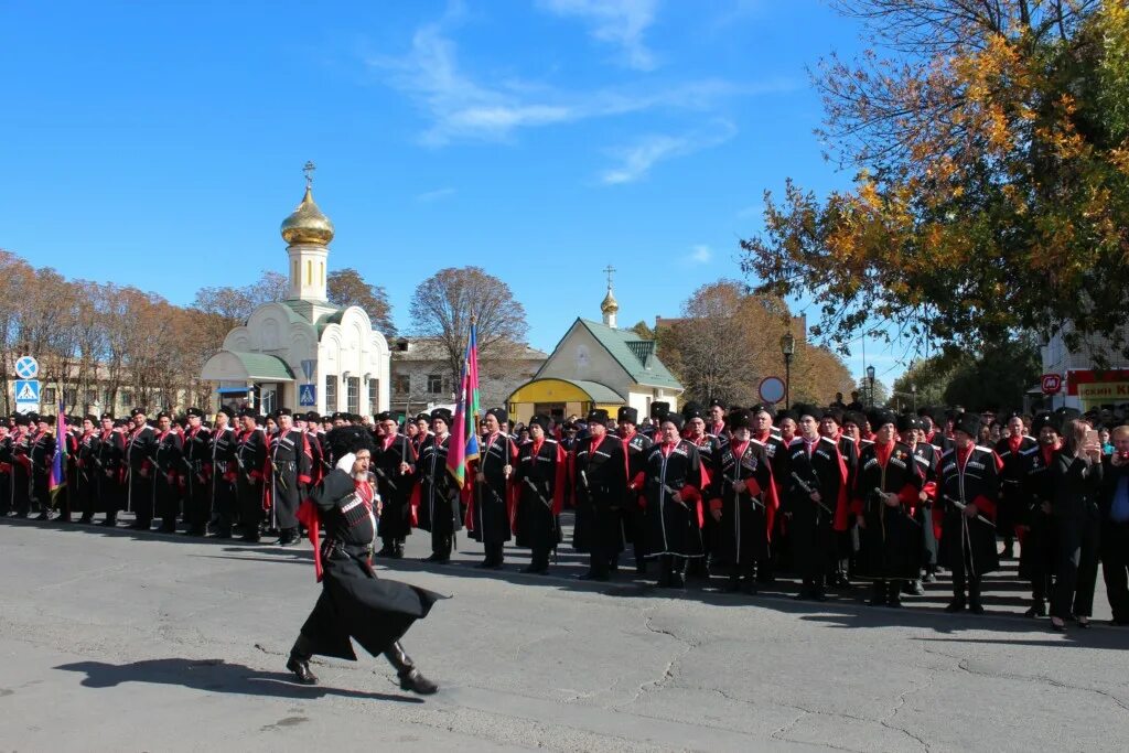 Усть-Лабинск Краснодарский край. Храм Сергия Радонежского Усть-Лабинск. Казаки в Усть Лабинске. Погода лабинске 14 дней краснодарского края