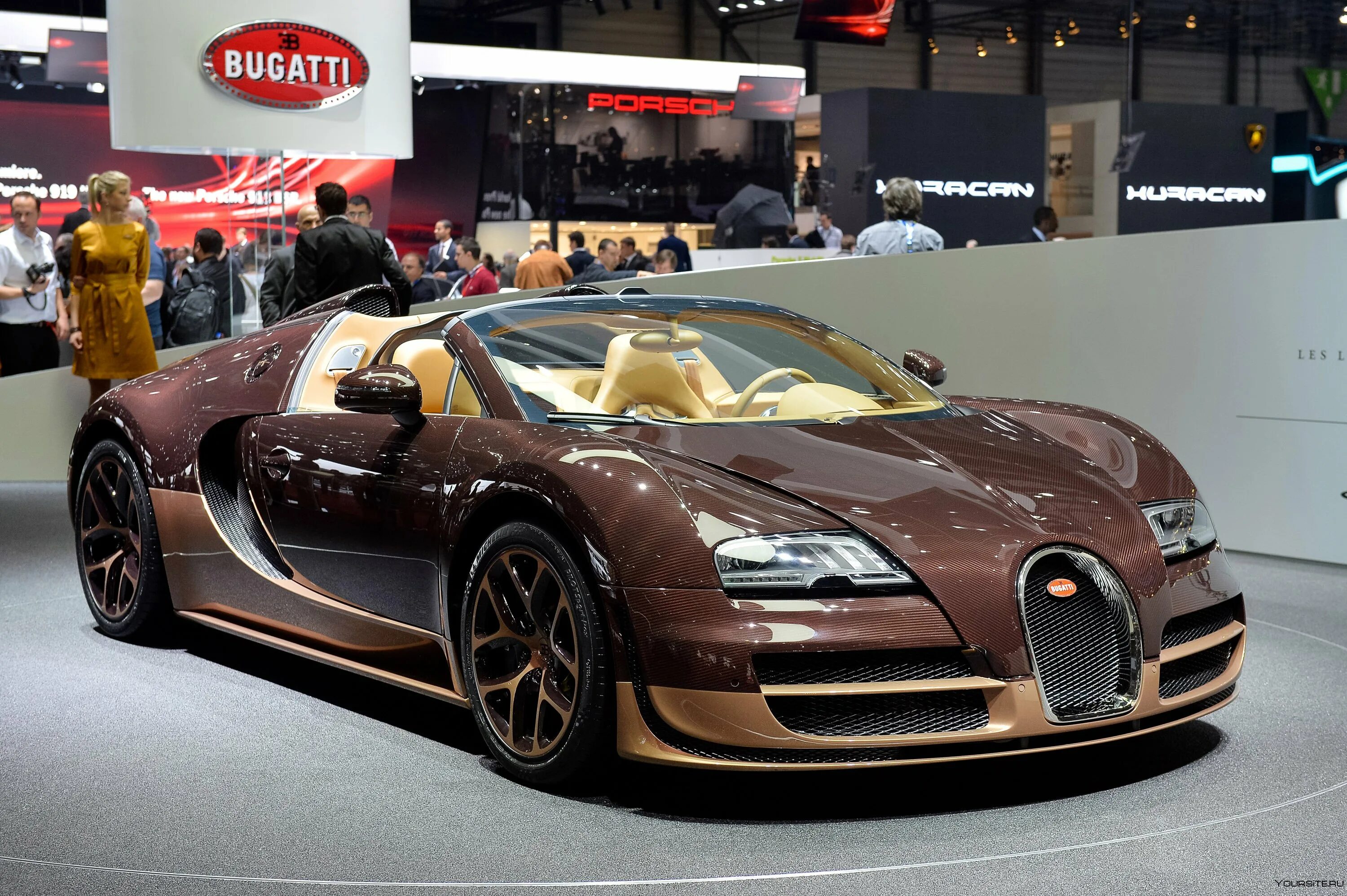 Самый лучший м н. Бугатти Вейрон 2021. Бугатти Вейрон Золотая 2022. Bugatti Veyron Grand Sport Vitesse. Бугатти Вейрон Этторе Бугатти.