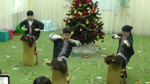 Новогодний цирк в детском саду