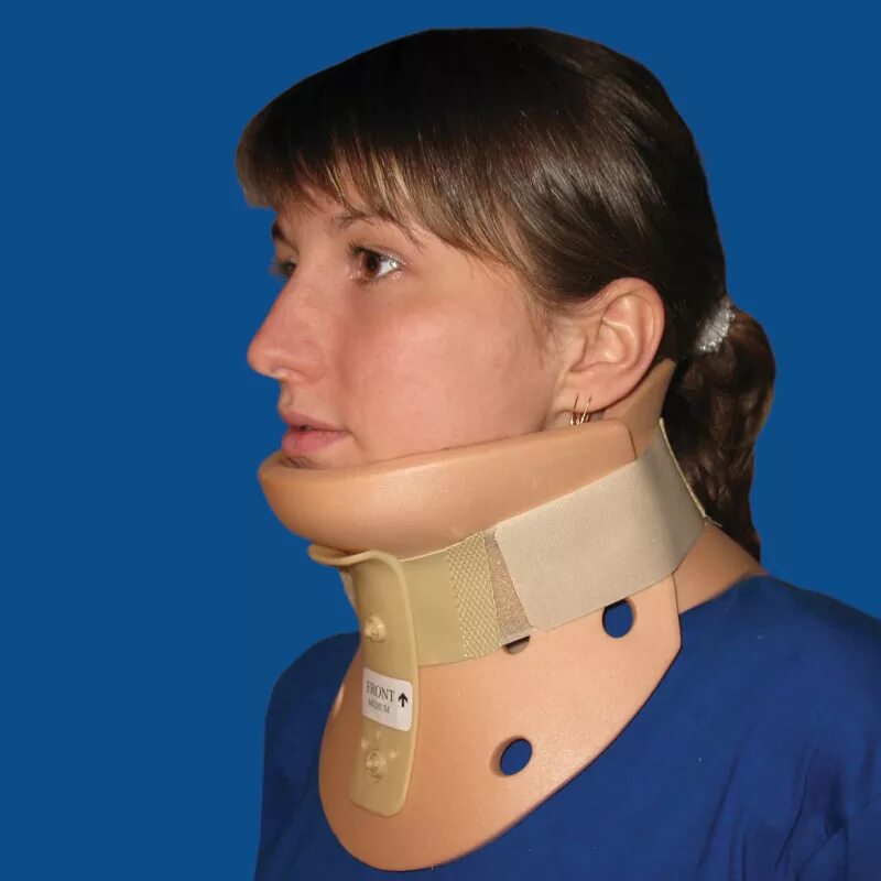 Перелом шей позвонков. Подвывих атланта рентген. Перелом с7 позвонка рентген. Компрессионный перелом позвоночника снимки. Механизм травмы при переломах шейных позвонков.