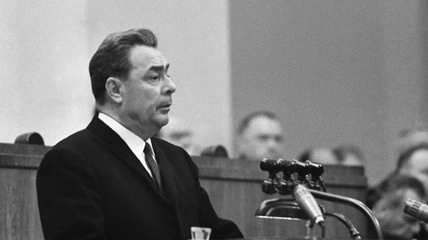 Брежнев в 1965