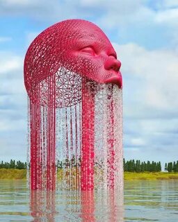 Арт объект голова