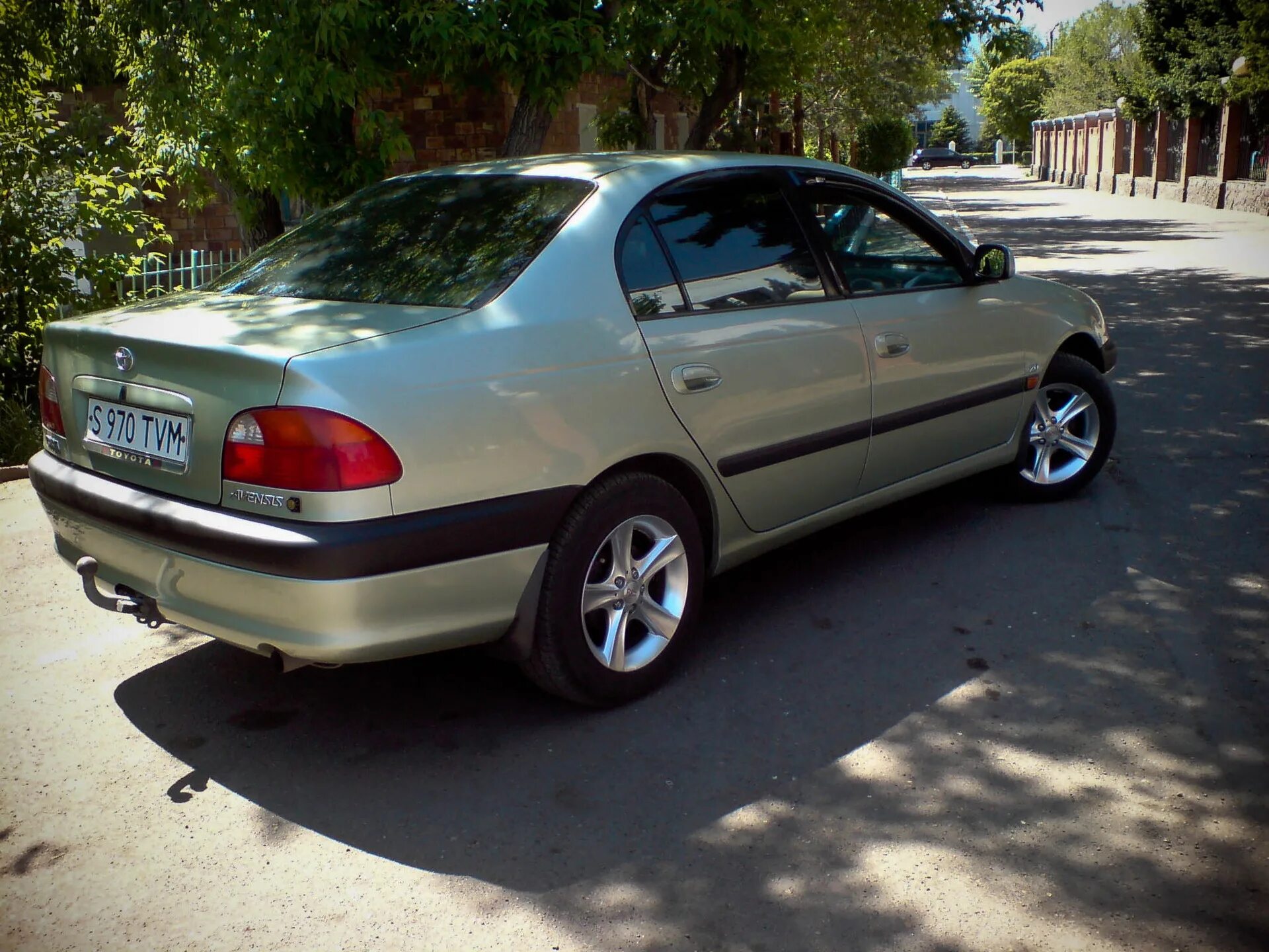 Toyota Avensis 1998. Тойота Авенсис 1998. Тойота Авенсис 98. Тойота Авенсис 1998 года.