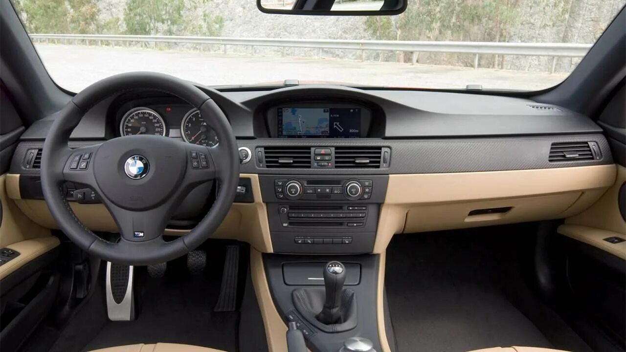 Система е90. Bmw e90 interior. бмв е90 салон. bmw e90 салон. bmw 3 e90.