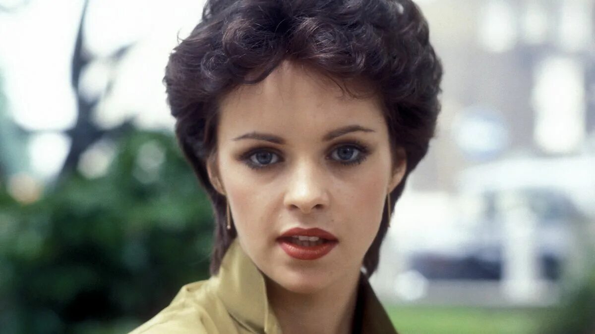 Шина истон. Шина истон. Sheena easton 1981. Sheena easton. Французские певицы 80-90.
