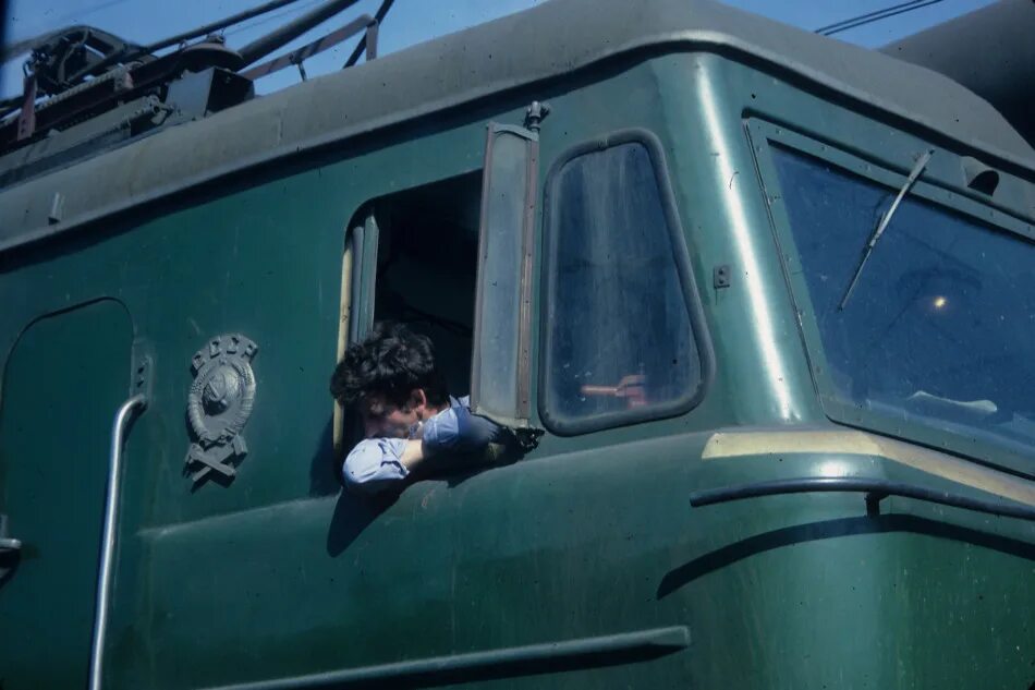 Soviet railways. Тепловоз машинист ссср 1985. soviet trains meme.
