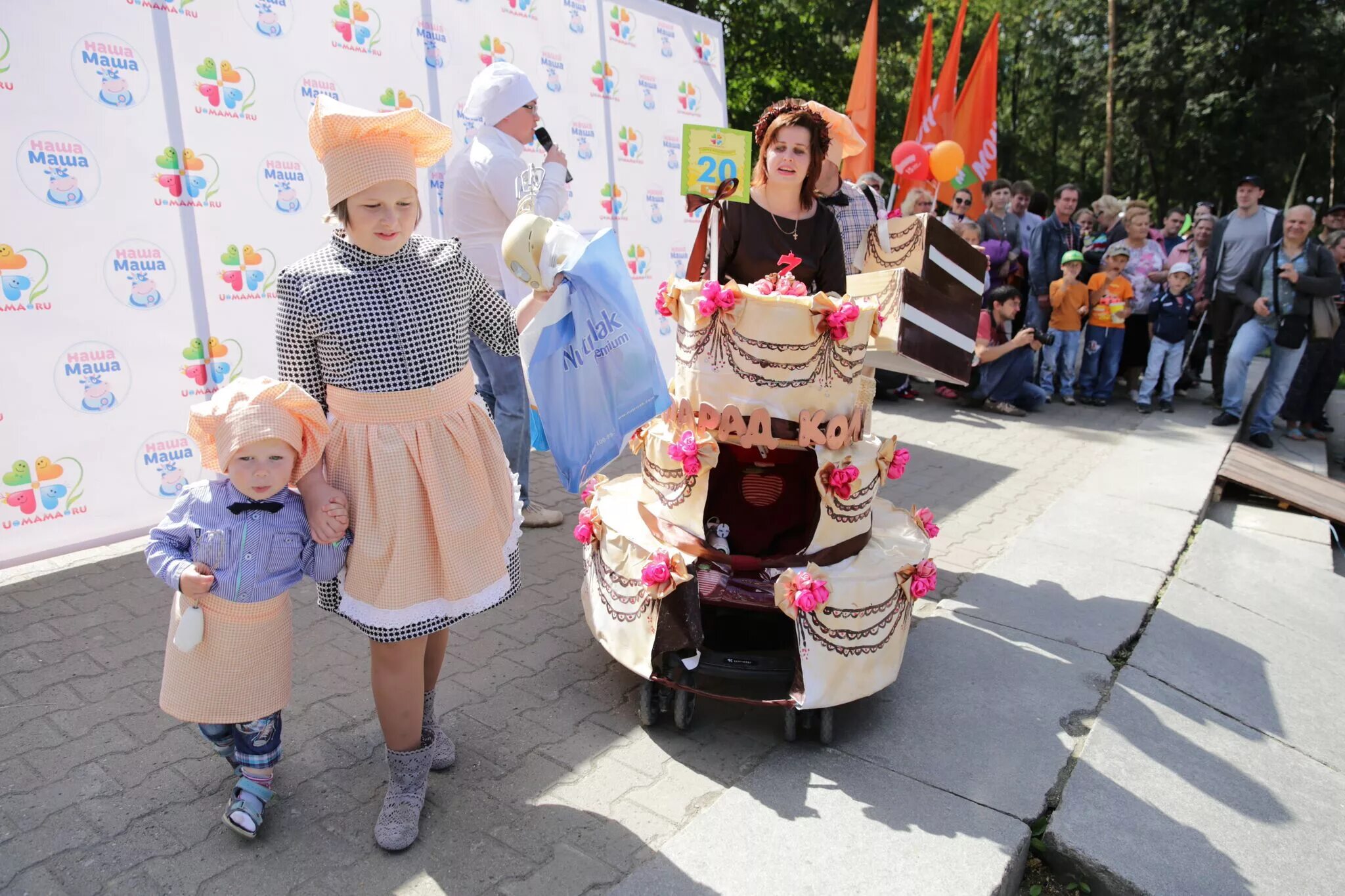 Конкурс колясок фото. Конкурс колясок фото. Конкурс колясок фото. Нарядить коляску. Украшение колясок на конкурс.