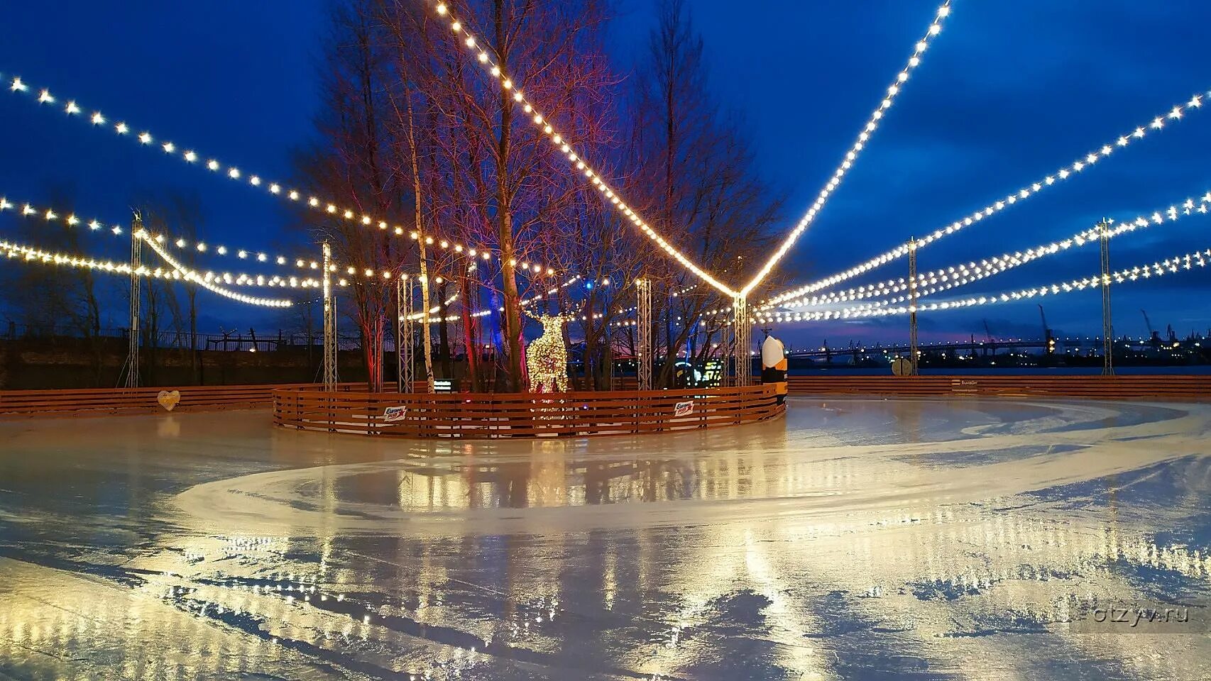 Каток севкабель порт 2022. Севкабель порт санкт-петербург каток. Севкабель порт каток. Каток севкабель санкт петербург. Каток севкабель порт каток.