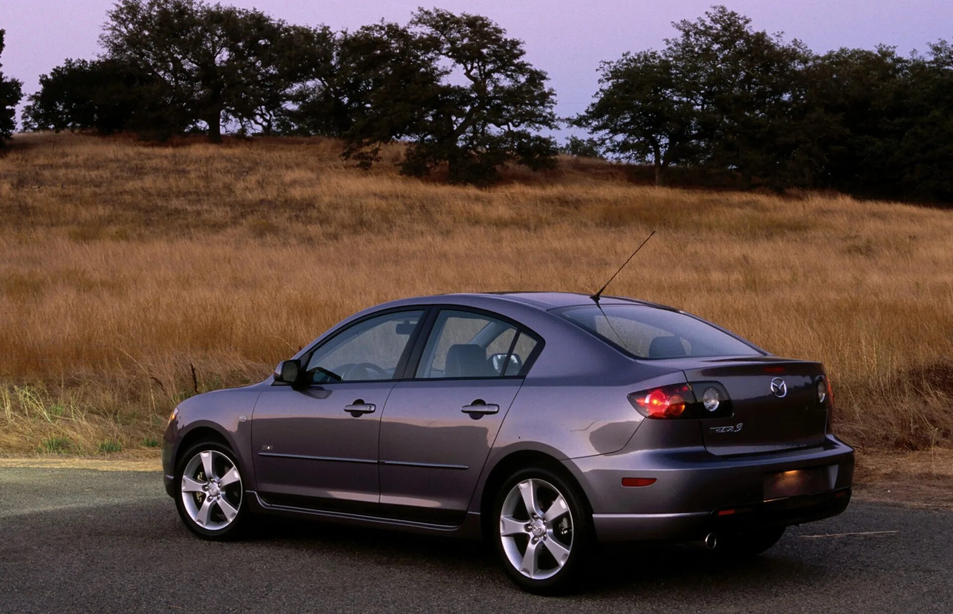 Мазда 3 2003. Mazda 3 2005. Мазда 3 седан 2004. Мазда 3 седан 2005. Mazda 3 BK седан 2005.