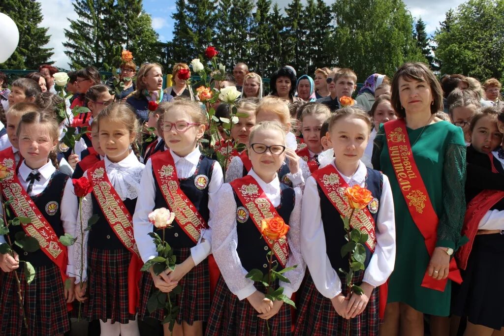 Чувашия красночетайский район учителя школы красные четаи. Красночетайская школа сош. Красночетайская школа 2 ступени. Красночетайский район школа новайтайская сош. Красночетайская школа сош.