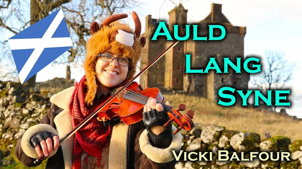 Auld lang syne. For auld lang syne. auld lang syne – традиционная. people sing auld lang syne photo.