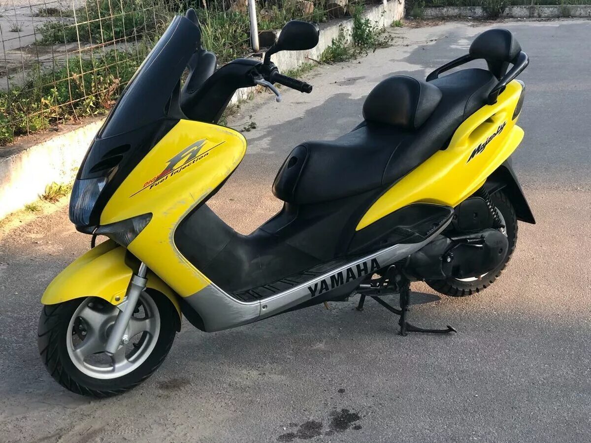 Yamaha Majesty 125. Yamaha Majesty 125 180. Yamaha Majesty 125 2004. Yamaha Majesty 125 2000. Скутеры много