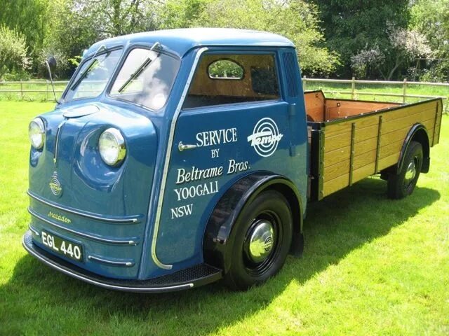 \ трицикла tempo hanseat. Tempo g1200 внедорожник. Темпо машина. Tempo g1200 внедорожник. Tempo g1200 внедорожник.