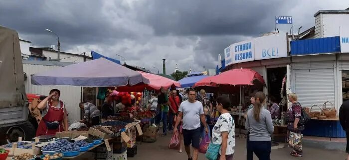 Орловская область ливны центральный рынок. Орел работа рынков. Центральный рынок орел. Центральный рынок орел. Закупка продуктов у физических лиц.