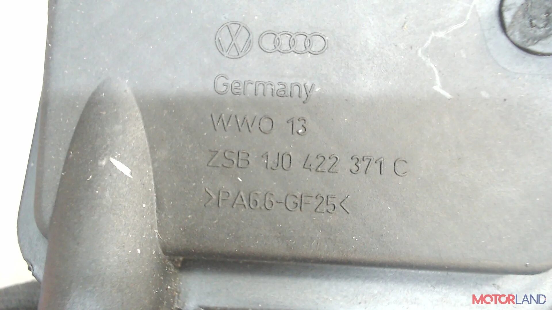 26 72 10. Бачок омывателя Volkswagen 1h0966453.