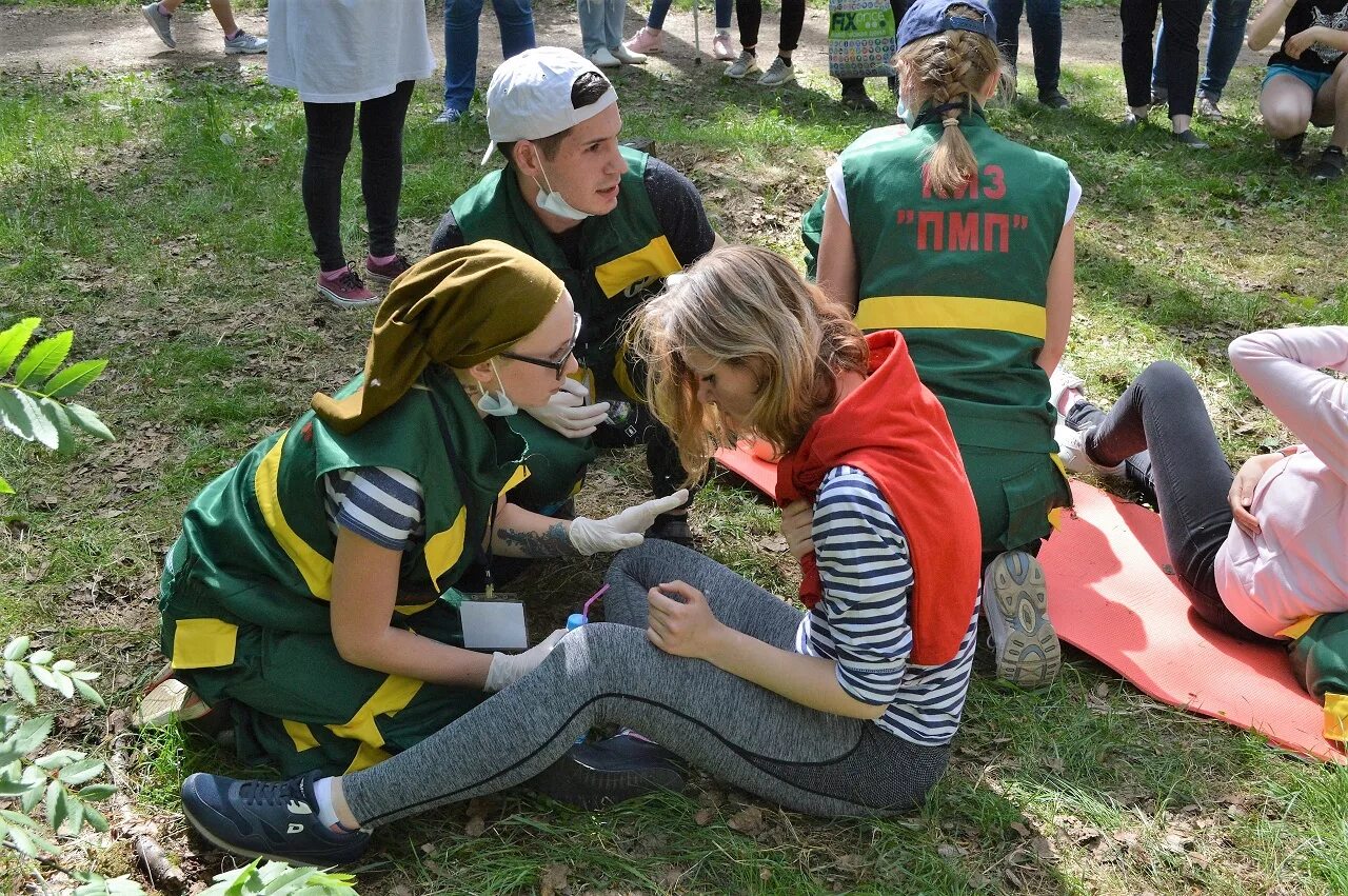 курсы первой помощи. олимпиада по оказанию первой помощи в спб. аптечка автомобильная 2000. красный крест курсы первой помощи. олимпиада по оказанию первой помощи в спб.